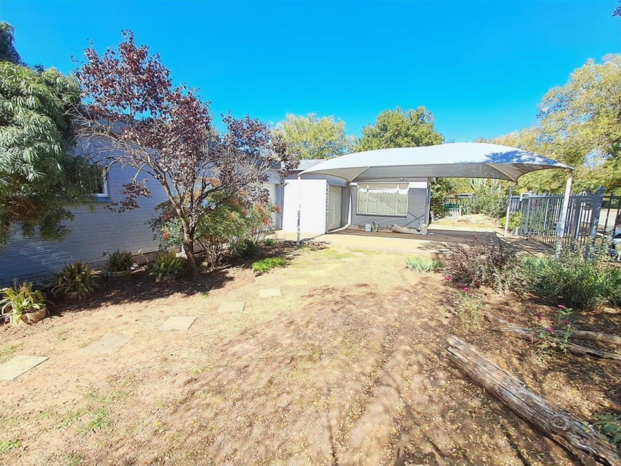 4 Bedroom Property for Sale in Hospitaalpark Free State